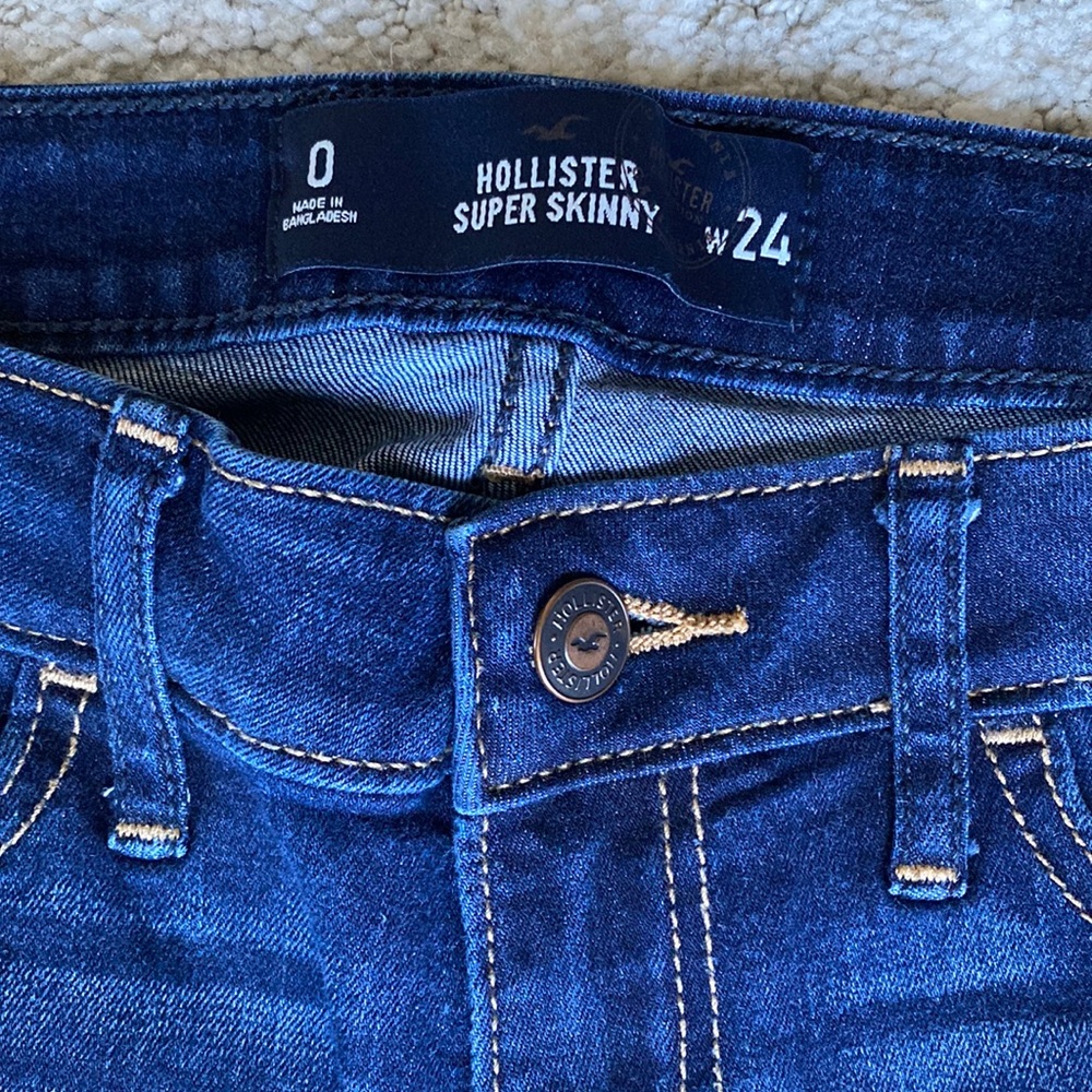 •Hollister• Distressed Super Skinny Jean - Picture 12 of 14